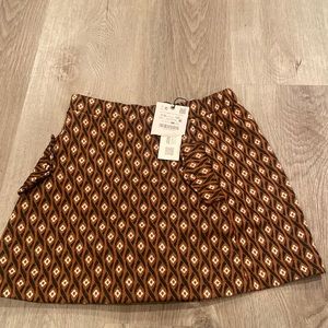 NWT Zara Patterned Skort